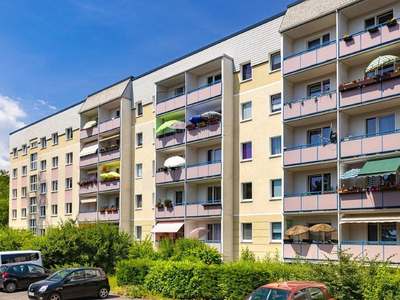 Da kommt man gern Heim. Günstige 3-Raumwohnung mit Balkon und Einbauküche!