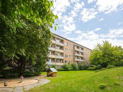 Geräumige 3Raumwohnung mit Tageslichtbad und Balkon