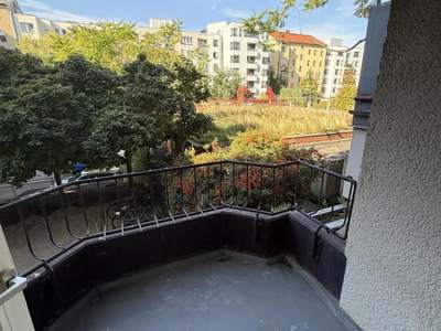 2-Zimmer-Wohnung in Moabit - Selbstrenovierer gesucht- WBS erforderlich