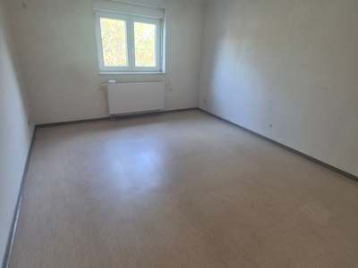 Kleine 3 ZKB Wohnung zu vermieten ! · Verfügbarkeit: Ab Sofort