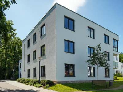 Hochwertige 4-Raum-Wohnung in Waldrandlage