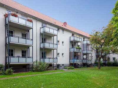 Gemütliche 2-Zimmer-Wohnung mit Tageslichtbad und Küche