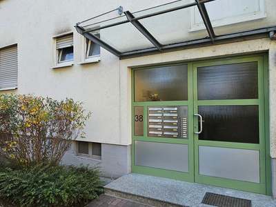 *aktuell noch in Herrichtung* 2 Zimmer im EG mit Balkon · frei ab 10.11.2026