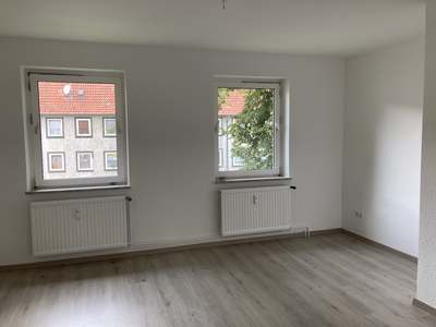 Zentral, urban, gut angebunden – moderne 3-Zimmerwohnung im Stadtkern (Musterbilder)