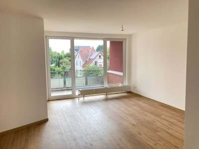 ANDERTEN | gepflegte 4 Zimmer-Wohnung mit Balkon und PKW-Stellplatz | EBK möglich