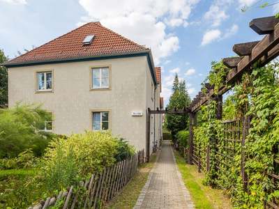 Hochparterre, neues Duschbad, frisch renoviert!