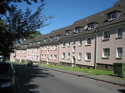 Prima Singlewohnung im Dachgeschoß: 2-Zimmer in Hagen Eilperfeld !