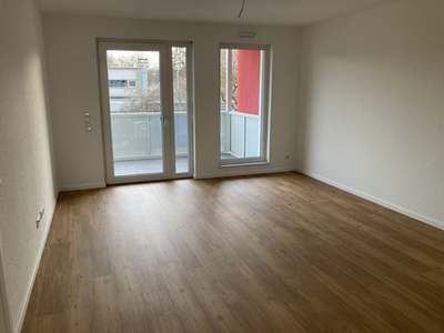 Franz-Lenze-Platz 37, Duisburg-Vierlinden