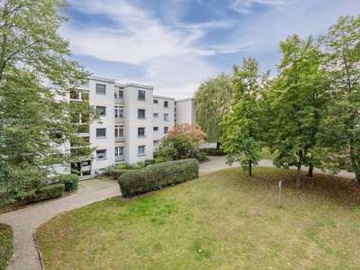 Helle moderne Wohnung mit Dusche
