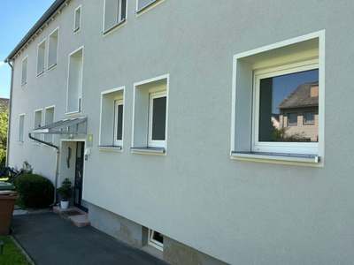 Großzügige 3-Zimmer-Wohnung im Erdgeschoss in 95213 Münchberg · frei ab 15.09.2026
