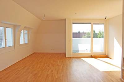 4 Zimmer im Dachgeschoss mit Terrasse · Top 9