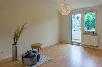 Großzügige 2-Raum-Wohnung mit Einbauküche · frei ab 01.01.2027