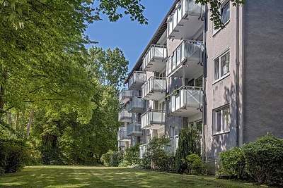 2-Zimmer Erdgeschosswohnung mit großzügigem Balkon und hellem Bad mit Dusche in Dortmund Kurl · frei ab 01.11.2026