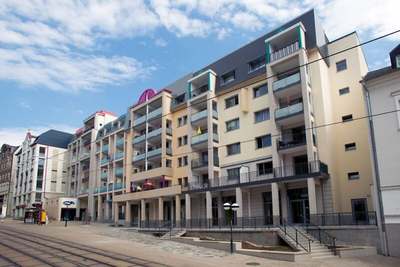 ++ Erstbezug nach Sanierung ++ Entscheiden Sie mit ++ · Zentrum · 1. Etage