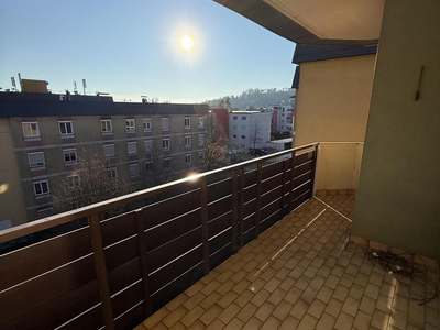 Seiersberg-Pirka - Heidenreichstraße 10/12: 3 Zimmerwohnung mit Balkon und Parkplatz!