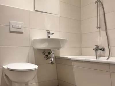ERSTBEZUG! renovierte 2-Raum-Wohnung wartet auf Sie!