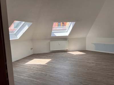 Leipzig Leutzsch- 3 Zimmer Dachgeschoss Wohnung
