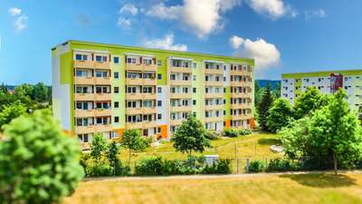 3-Raum-Wohnung, Albert-Funk-Straße 7 · Eckersbach · 5. OG · zzgl. Genossenschaftsanteile · Verfügbarkeit: sofort