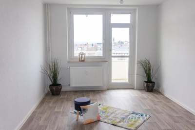 3-Raum-Wohnung mit Balkon und Tageslichtbad