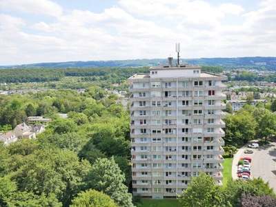 3 Zimmerwohnung mit großem Balkon und Ausblick! · frei ab 01.11.2026