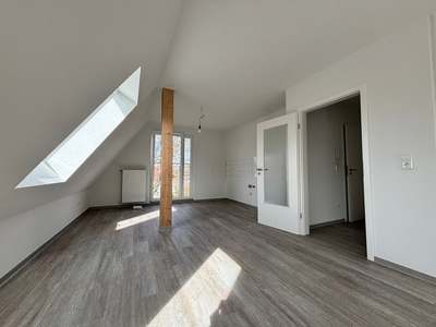 Neu! Moderne 2-Zimmer-Dachgeschosswohnung in ruhiger Waldrandlage – Erstbezug