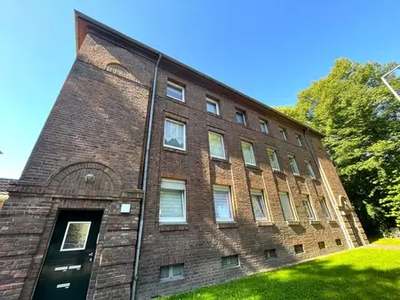 Siebengebirgsstraße 33, Duisburg-Beeckerwerth