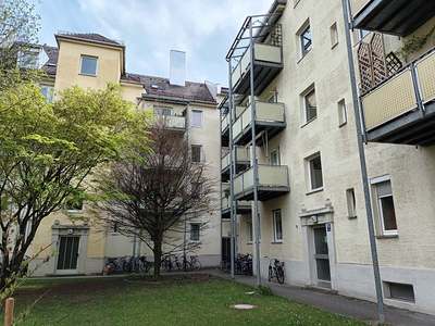 3-Zimmer-Wohnung · Schluderstraße 11 b · frei ab 01.11.2026