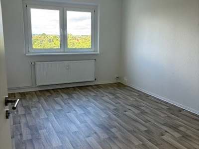 Wir renovieren - 3 Zimmer Wohnung in Dierkow