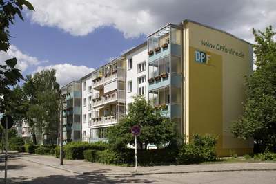 2,5 Zi-Wohnung mit Balkon in der Rolandstraße 89 b / 3 OG in Pankow OT Niederschönhausen