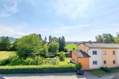 3 Zimmer Traumwohnung mit Balkon in Krummnussbaum