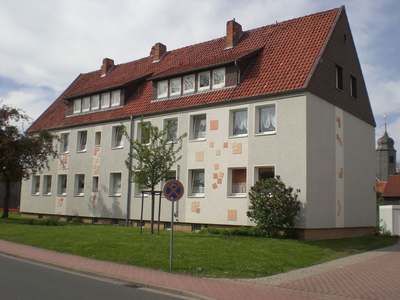Bodenburg - moderne 2 Zimmer Wohnung im Dachgeschoss! · frei ab 01.10.2026 · Lage: Bad Salzd.-Bodenburg