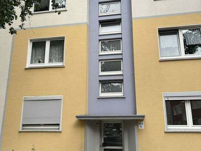 Hier in Essen-Frohnhausen werden Sie sich wohlfühlen! Helle 2-Raum-Wohnung Nähe dem Riehlpark frei · frei ab nach Vereinbarung