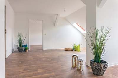 Charmante Dachgeschosswohnung mit Badewanne · frei ab 16.10.2026