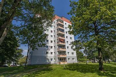 Gemütliche 2-Zimmer-Etagenwohnung in Flensburg  Beschauliches Wohnen in 7. Etage · frei ab 02.10.2026