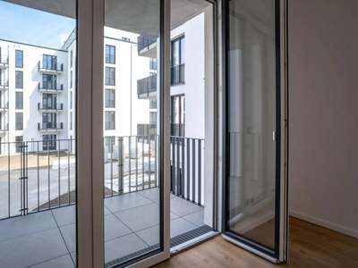 WBS 160/180/220: Kompakte 2-Zimmer-Wohnung mit Balkon