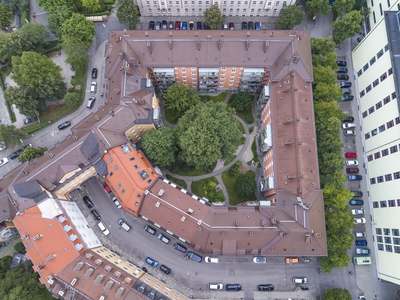 St.-Wolfgangs-Pl. 1 / 4. OG re / 2-Zimmer · Bewerbung bis 28.09.2026