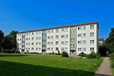Charmante 2-Zimmer-Etagenwohnung in Unna  51 m² mit Laminatboden und Badfenster