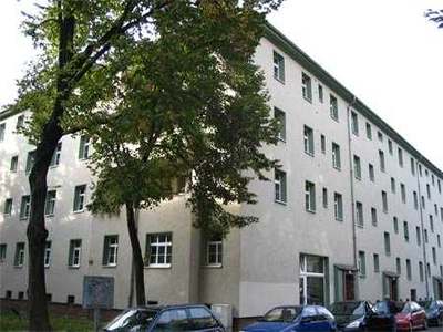 Gedikestr. 12 - Moderne Zweiraumwohnung mit Balkon und schönem Innenhof · frei ab 02.09.2026