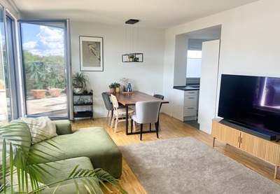 Große 3-Zimmer Maisonette Wohnung mit Terrasse