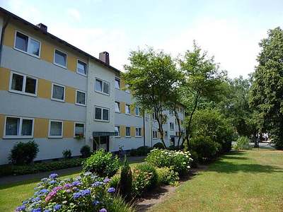 Bald frei!!! 3-Zimmer-Wohnung im EG mit Balkon