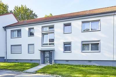 Tolle Wohnung in Top Lage mit Balkon ! Demnächst, Bezugsfertig !