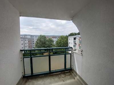 Renovierungsbedürfte 3 Zimmer WBS 160/180/220 Wohnung in Hönow