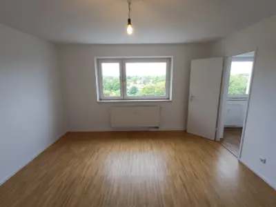 Helle 1-Zimmer-Wohnung in Moosach · frei ab 01.11.2026