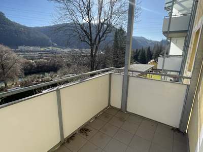 Neuwertige Wohnung · Bruck an der Mur