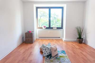 In ruhiger Seitenstraße gelegene 2-Raum-Wohnung