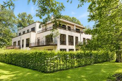 Exklusive Wohnung im Alstergarten · frei ab 01.10.2026