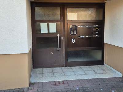 Großzügige 1-Zimmerwohnung im Dachgeschoss zu vermieten! · frei ab 15.10.2026