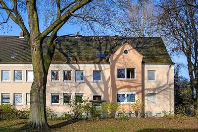 Erdgeschoss-Wohnung sucht einen neuen Mieter!