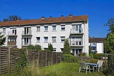 3-Zimmer mit Garten und Badewanne