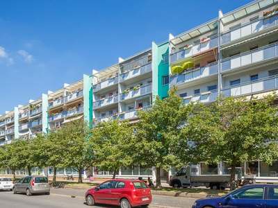 Wir sanieren für Sie: 4-Zimmerwohnung mit Balkon und Aufzug!